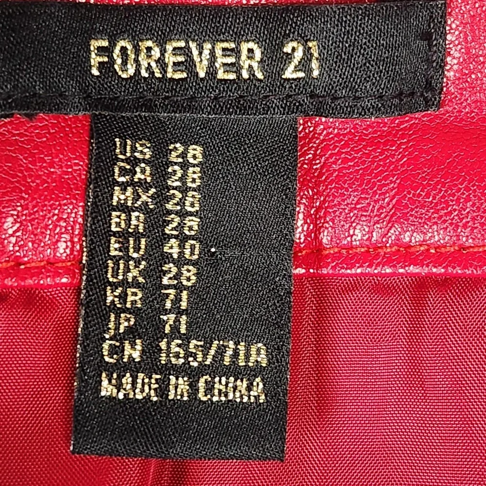 Forever 21 Skirt‎ Womens 28 Red Leather Patchwork Snap Button Front Mini Lined